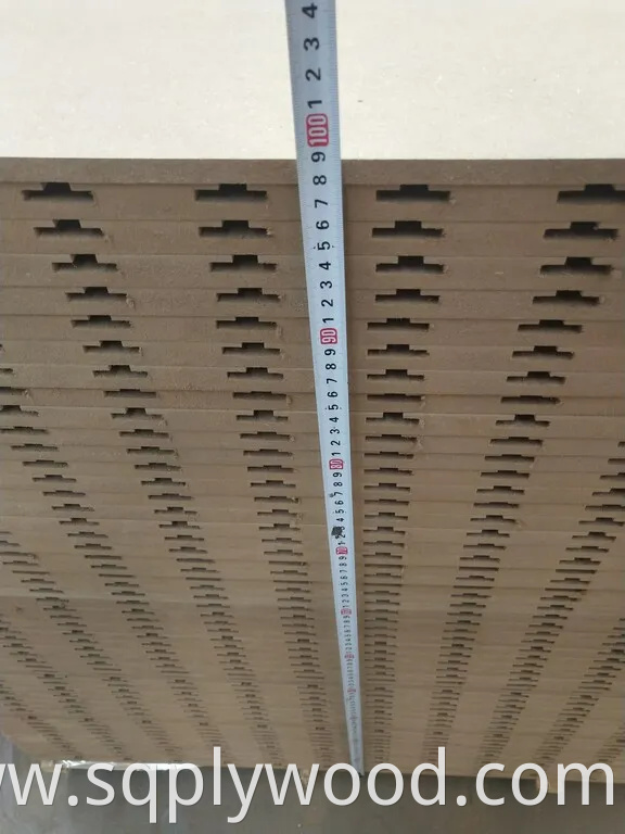 Linyi Factory 2-25mm Melamine Slatwall MDF Fiber Board Slot/Slotted Plain MDF for Furniture